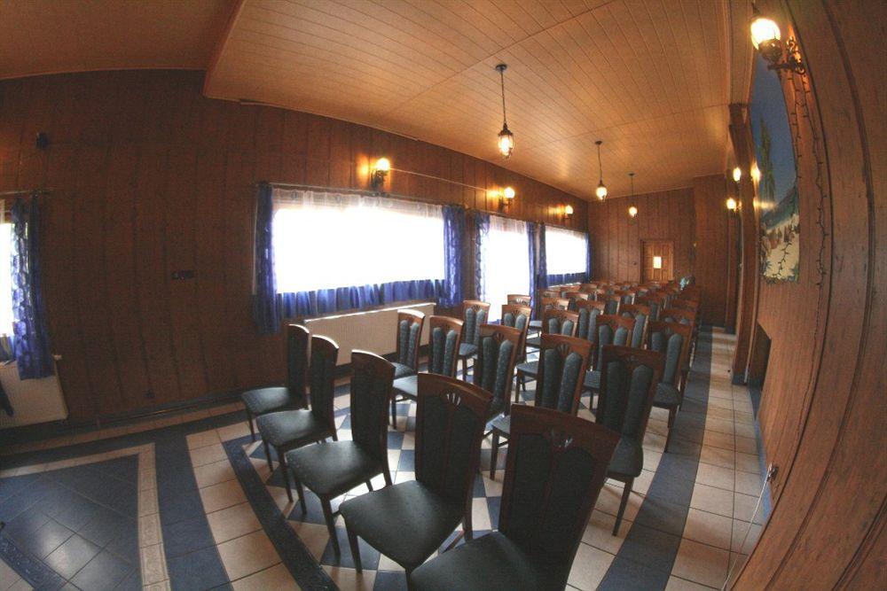 Hotel Daisy Budget Krakow Ngoại thất bức ảnh