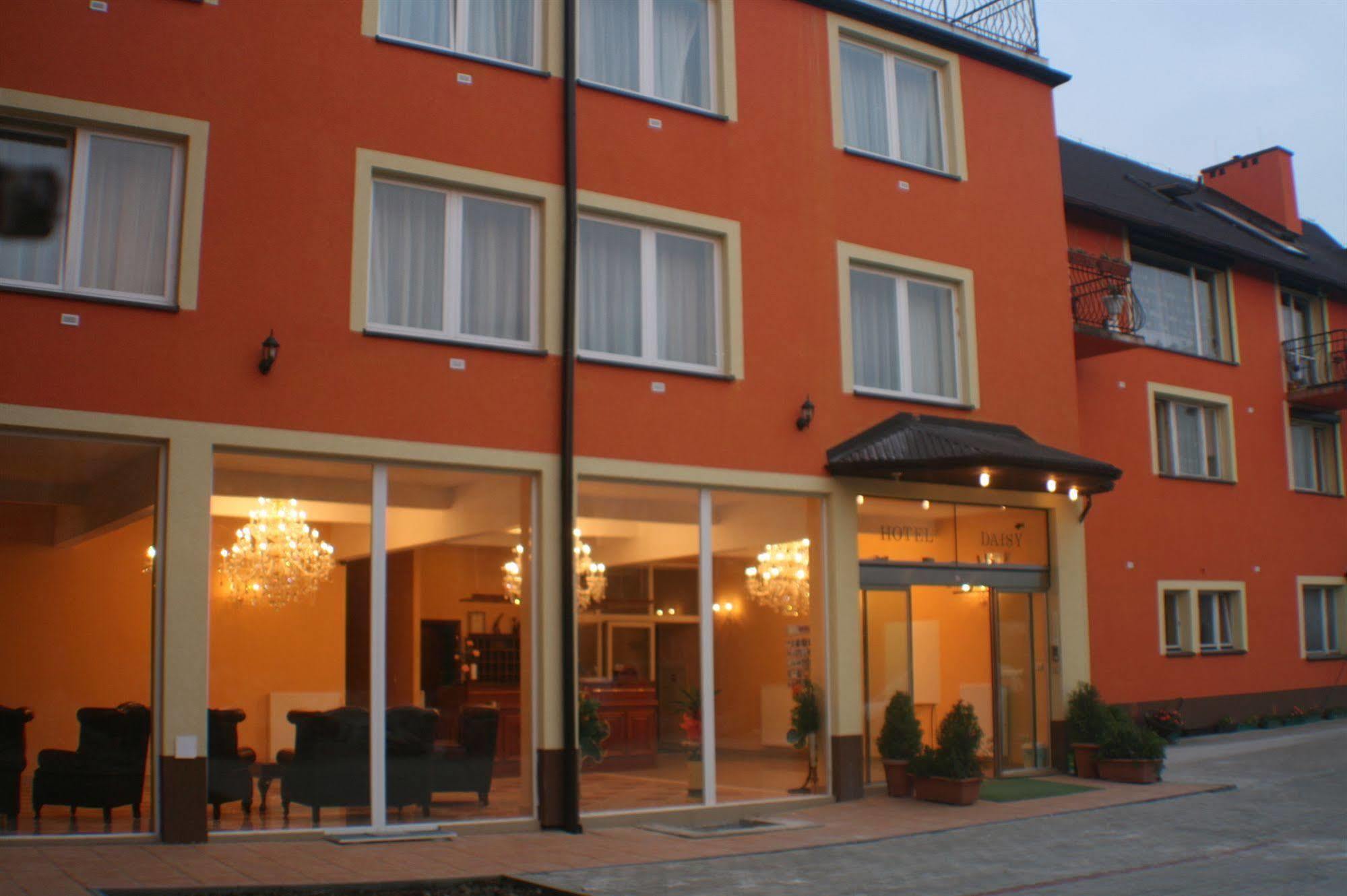 Hotel Daisy Budget Krakow Ngoại thất bức ảnh