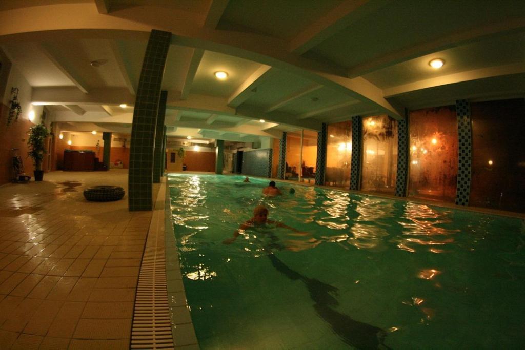 Hotel Daisy Budget Krakow Ngoại thất bức ảnh